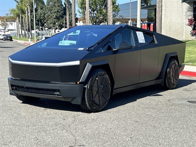 Thumbnail: 2024 Tesla Cybertruck - 8
