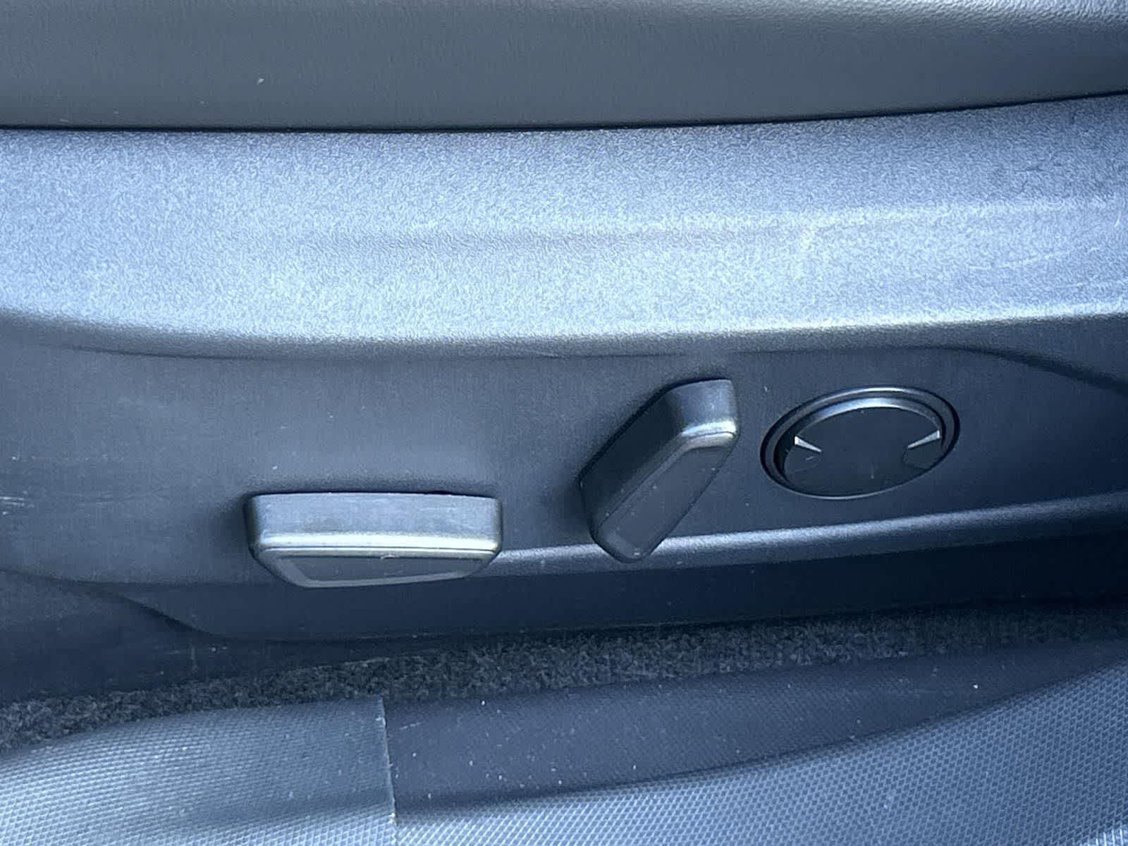 Thumbnail: 2021 Ford Mustang Mach-E - 25