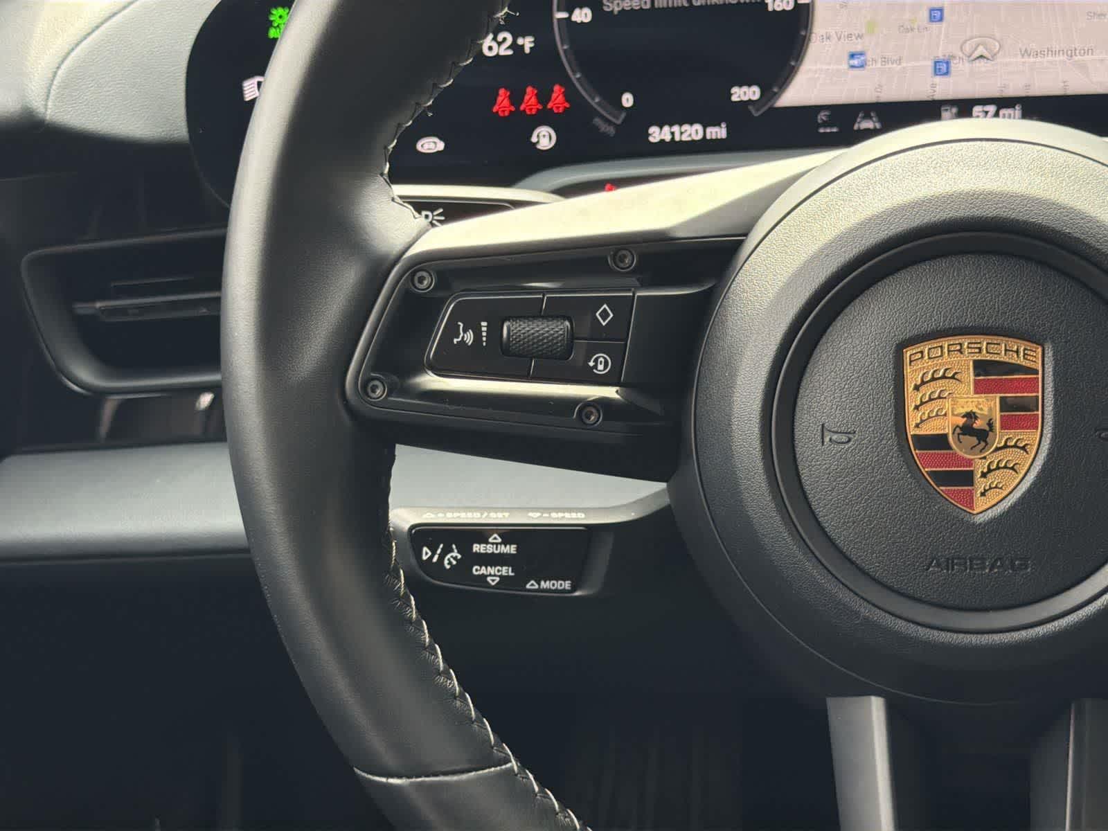 Thumbnail: 2022 Porsche Taycan - 12