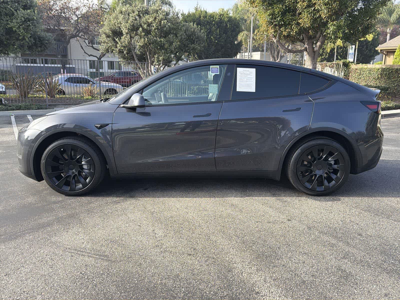 Thumbnail: 2024 Tesla Model Y - 7