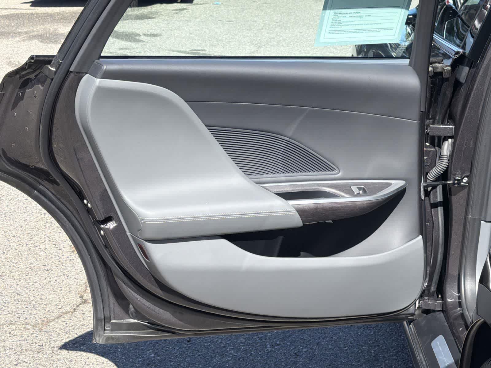 Thumbnail: 2024 Lucid Air - 26