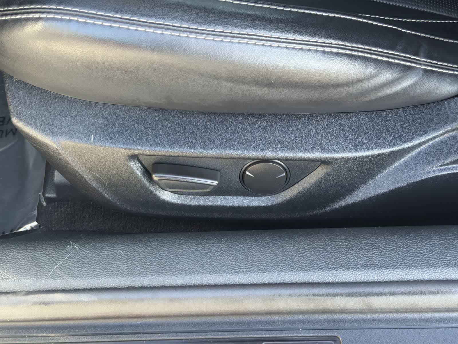 Thumbnail: 2020 Ford Mustang - 31