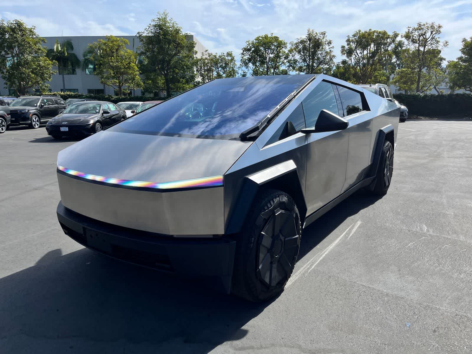 2024 Tesla Cybertruck  -
                  Huntington Beach, CA