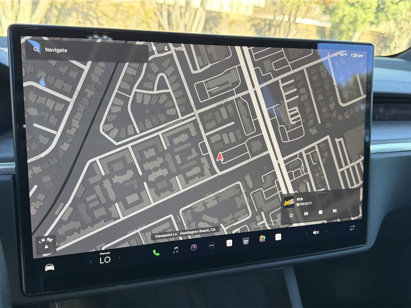 Thumbnail: 2023 Tesla Model X - 15