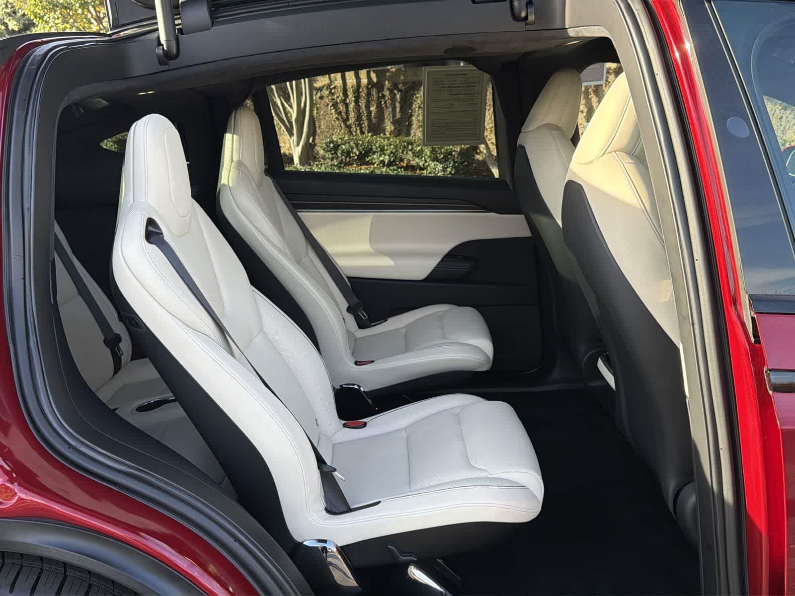 Thumbnail: 2024 Tesla Model X - 33