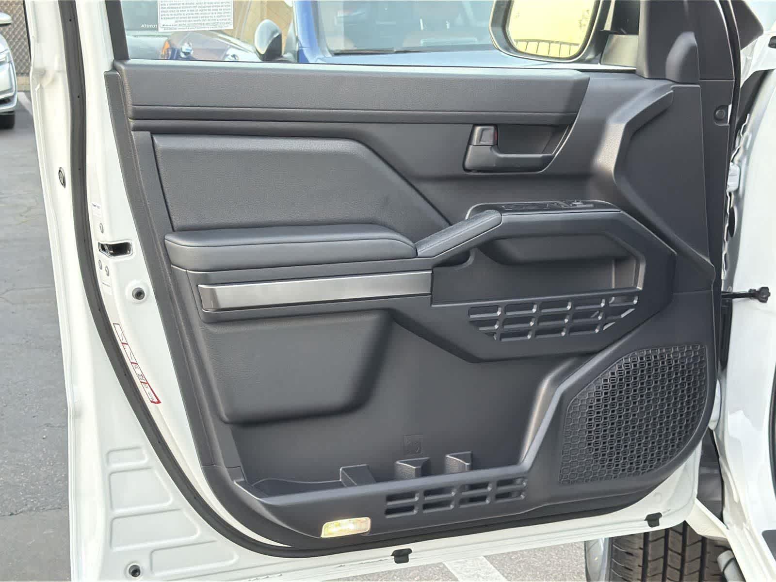 Thumbnail: 2025 Toyota 4Runner - 21