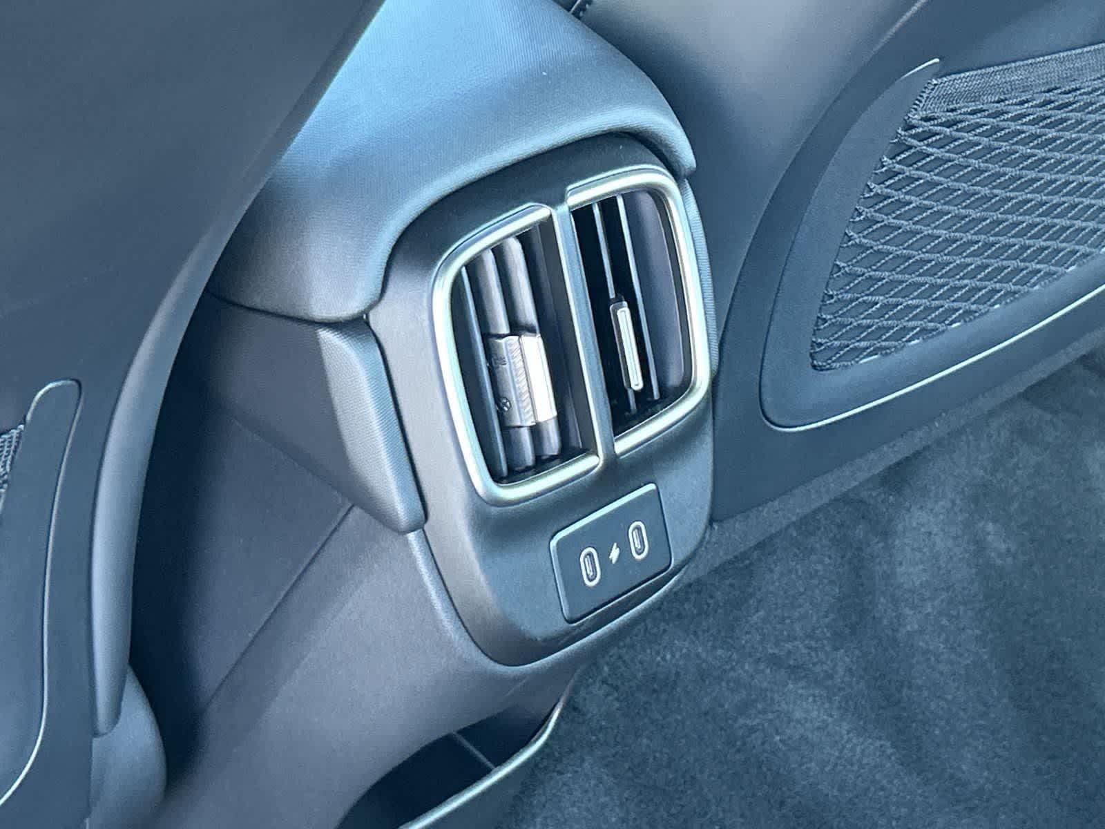 Thumbnail: 2025 Hyundai Ioniq 6 - 30