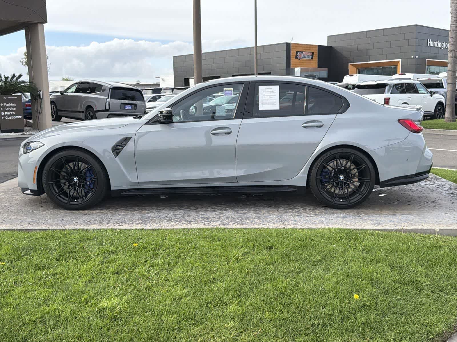 Thumbnail: 2021 BMW M3 - 3