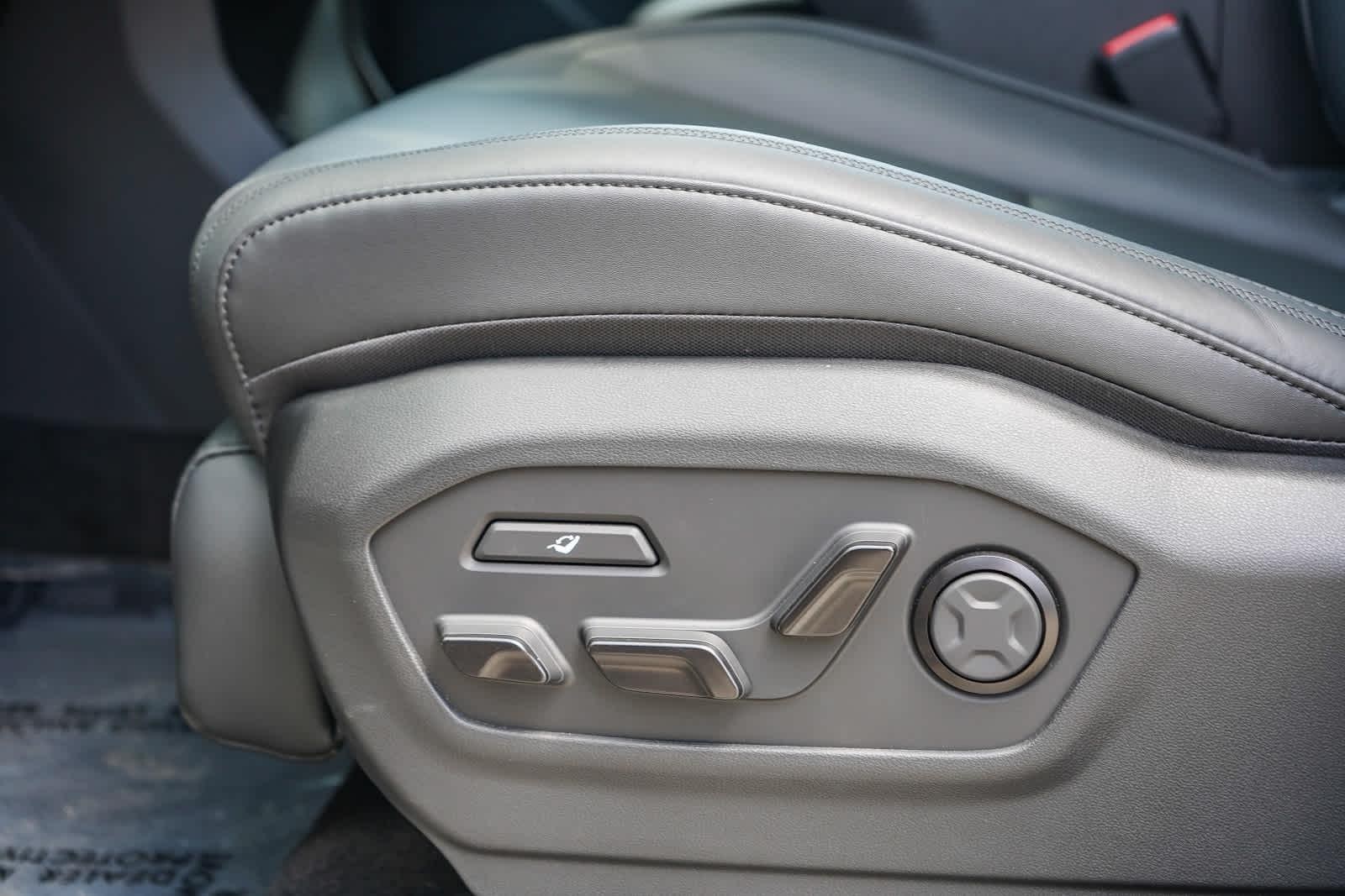 2026 Hyundai Santa Fe Calligraphy - Photo 22