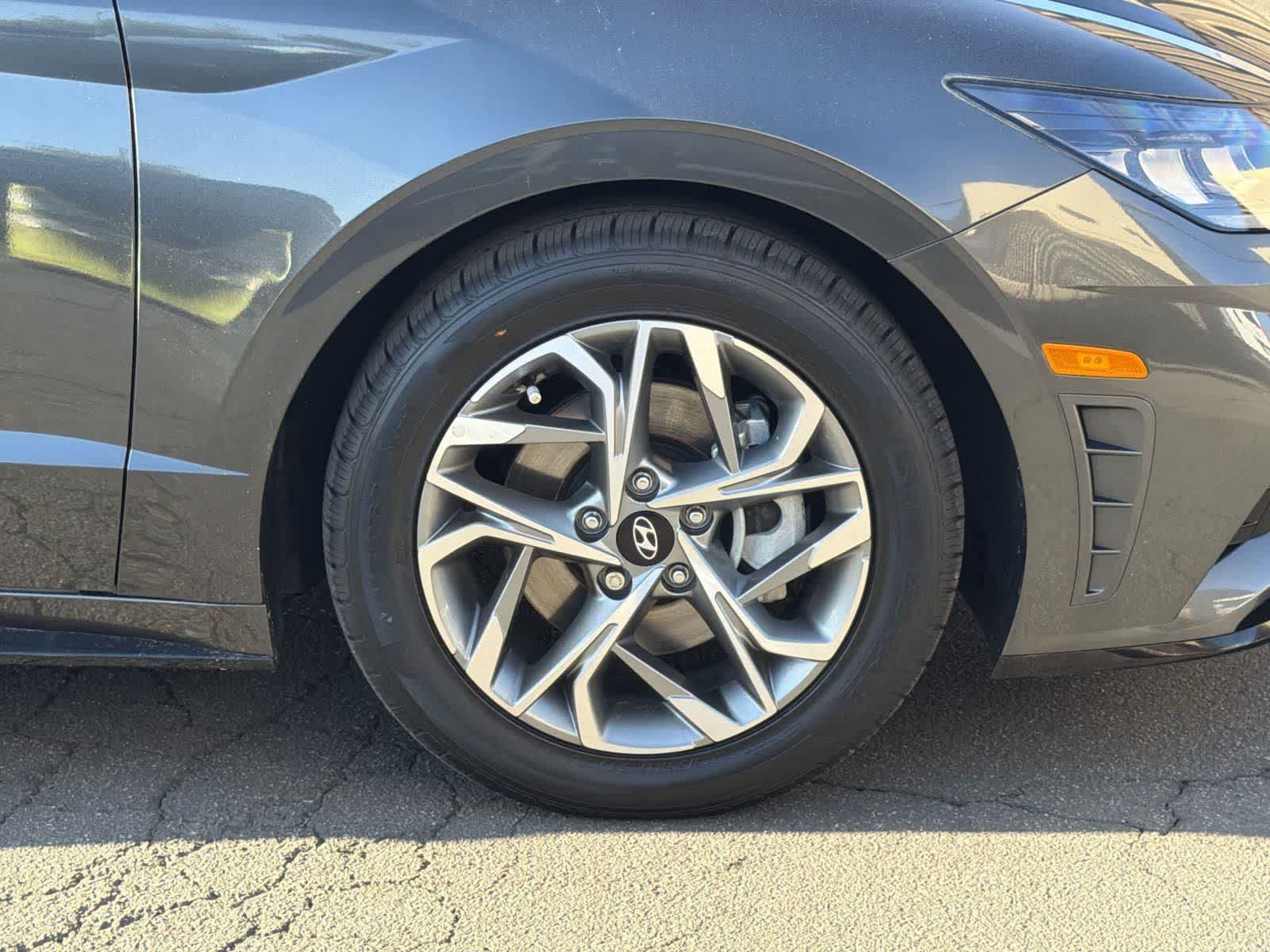 Thumbnail: 2023 Hyundai Sonata - 38