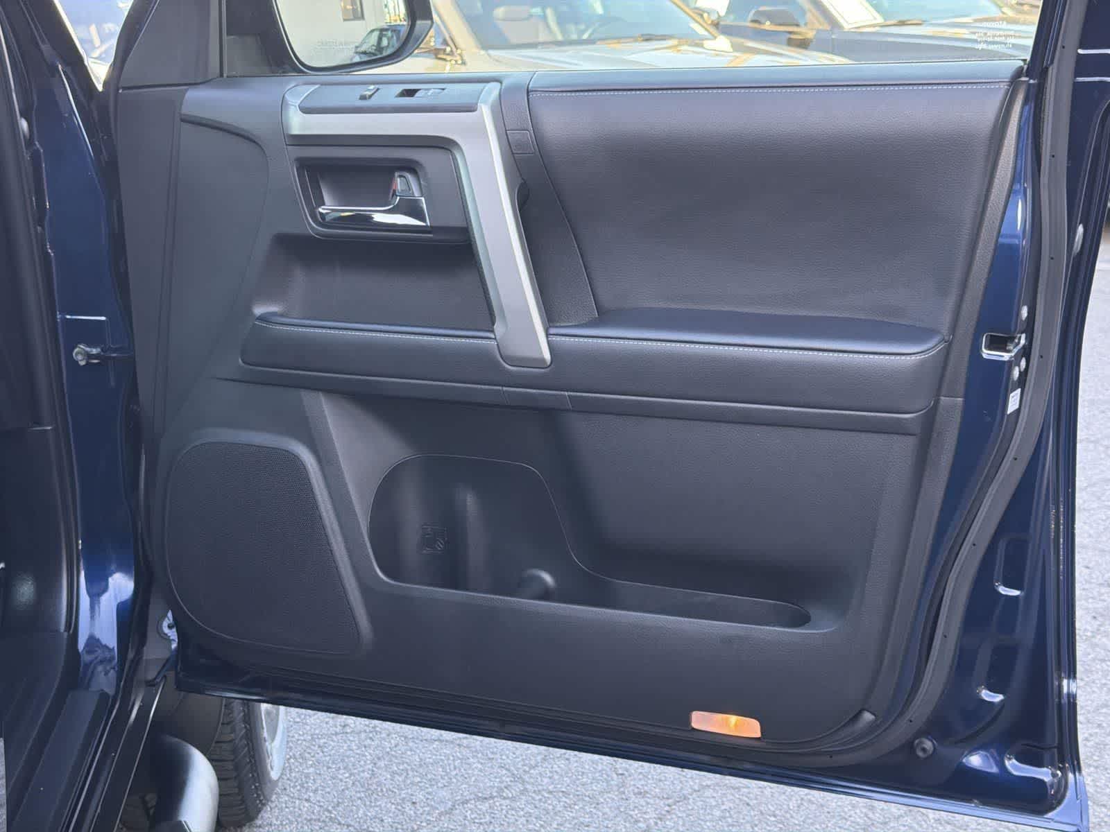 Thumbnail: 2022 Toyota 4Runner - 31