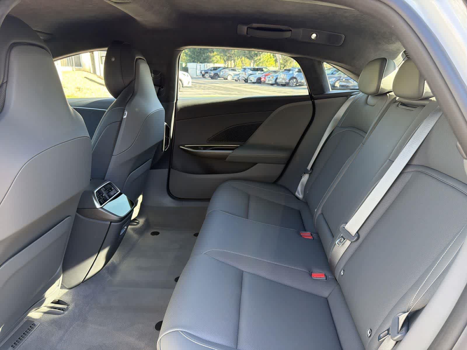 Thumbnail: 2024 Lucid Air - 27