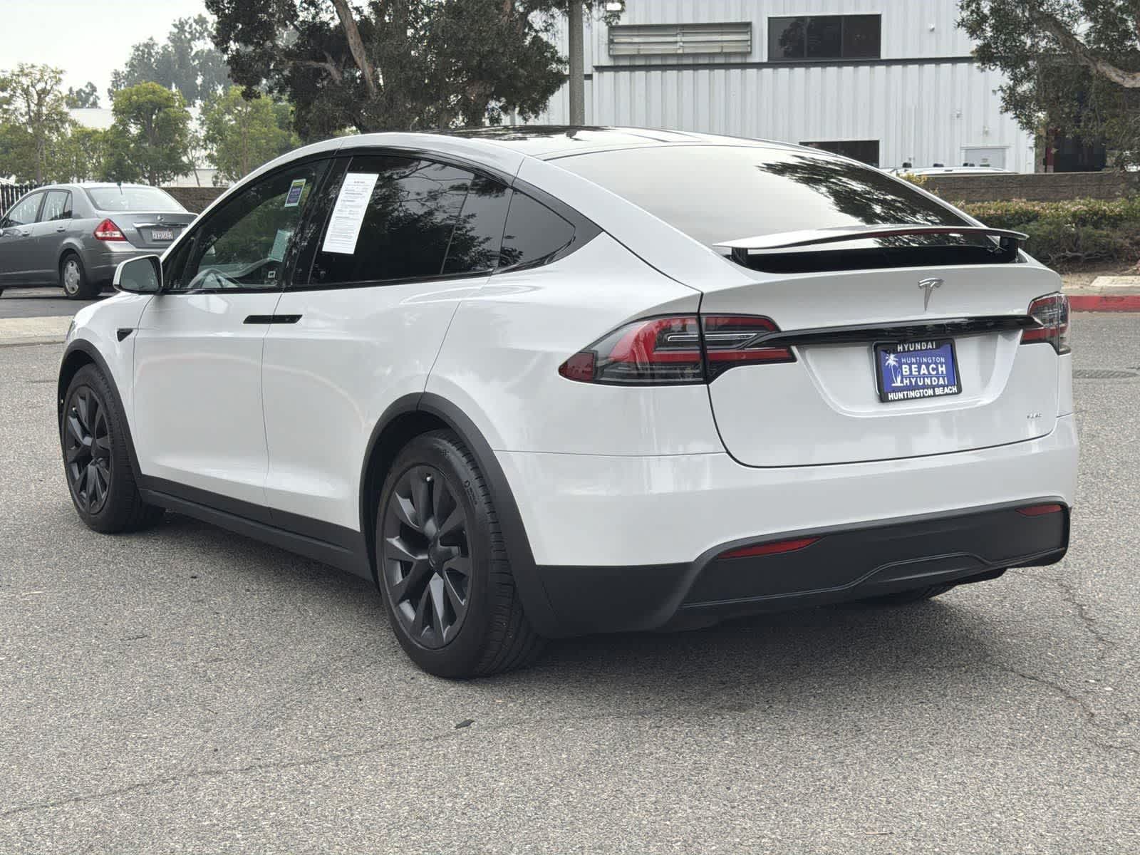Thumbnail: 2022 Tesla Model X - 4