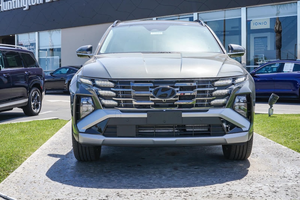 New 2026 Hyundai Tucson Hybrid Limited SUV