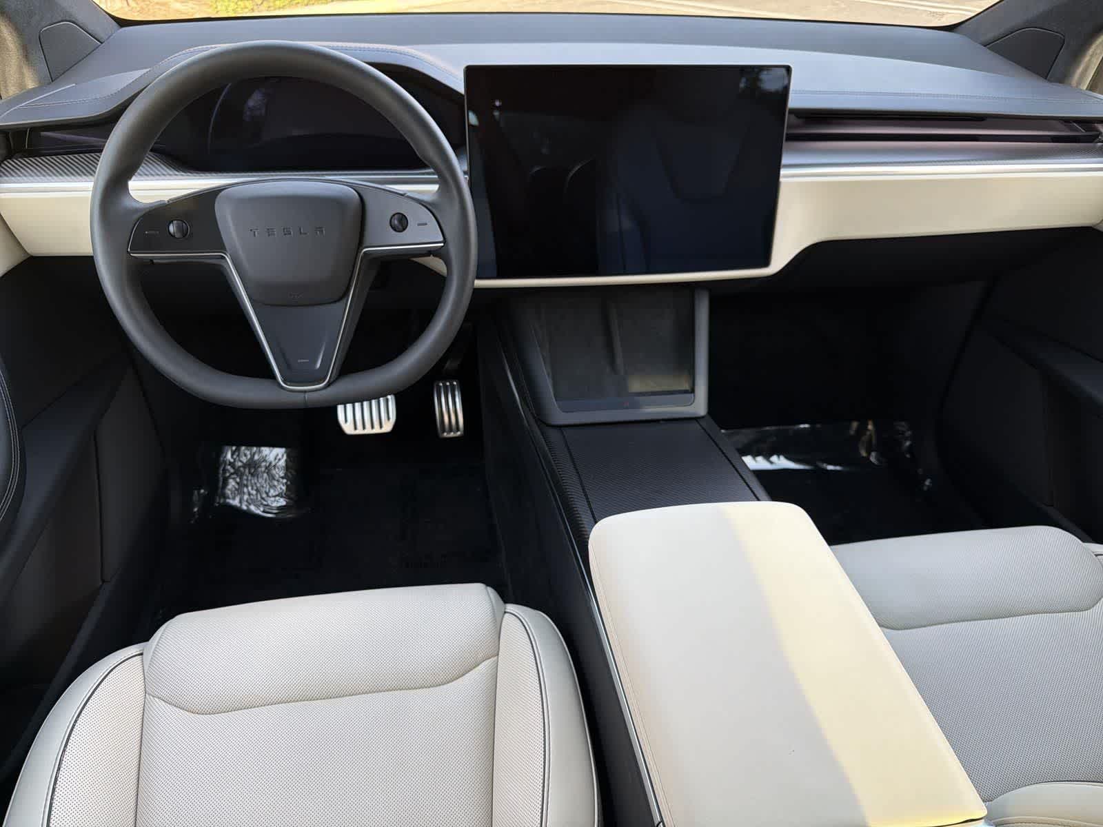 Thumbnail: 2024 Tesla Model X - 11