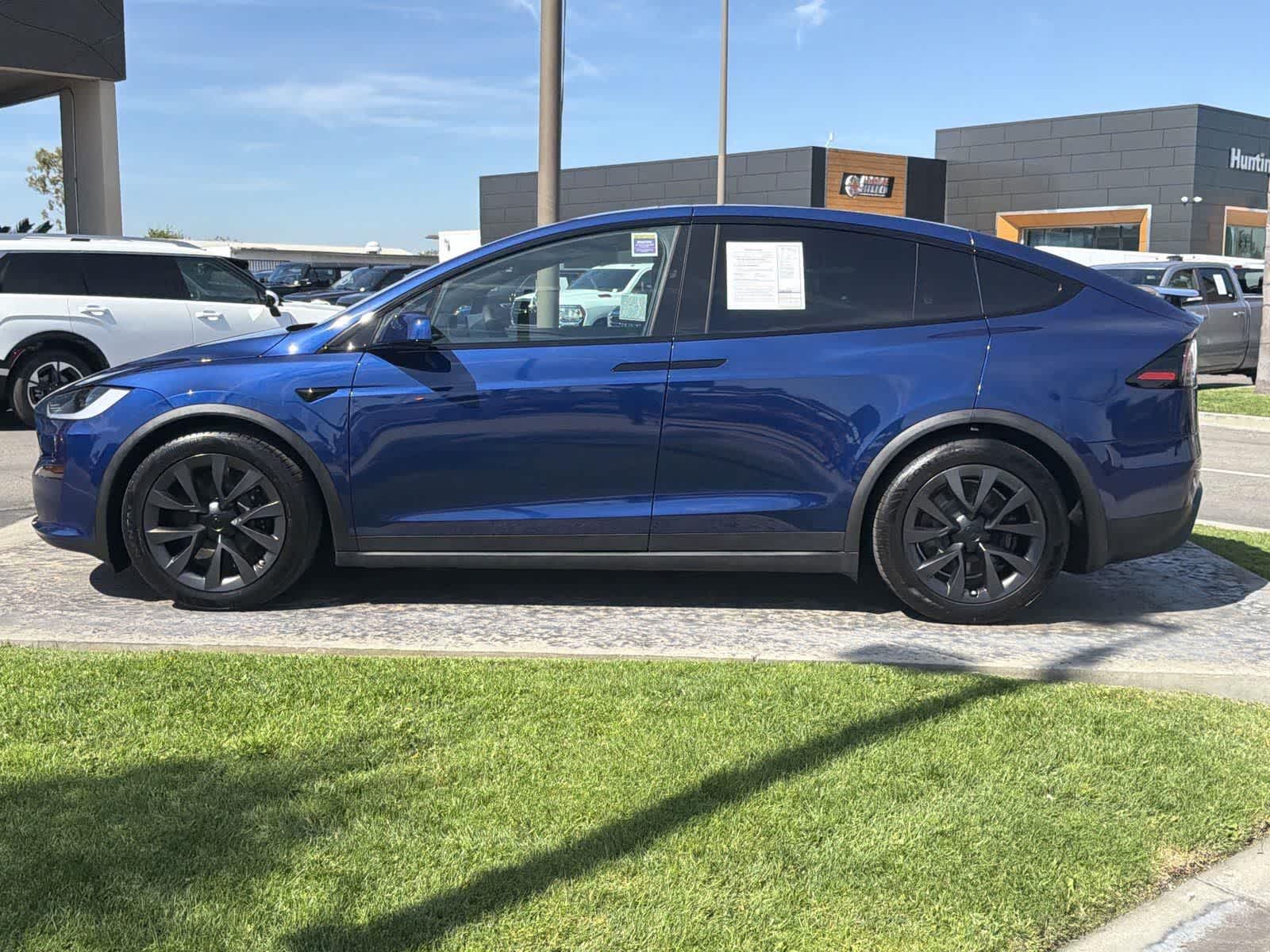 Thumbnail: 2025 Tesla Model X - 3