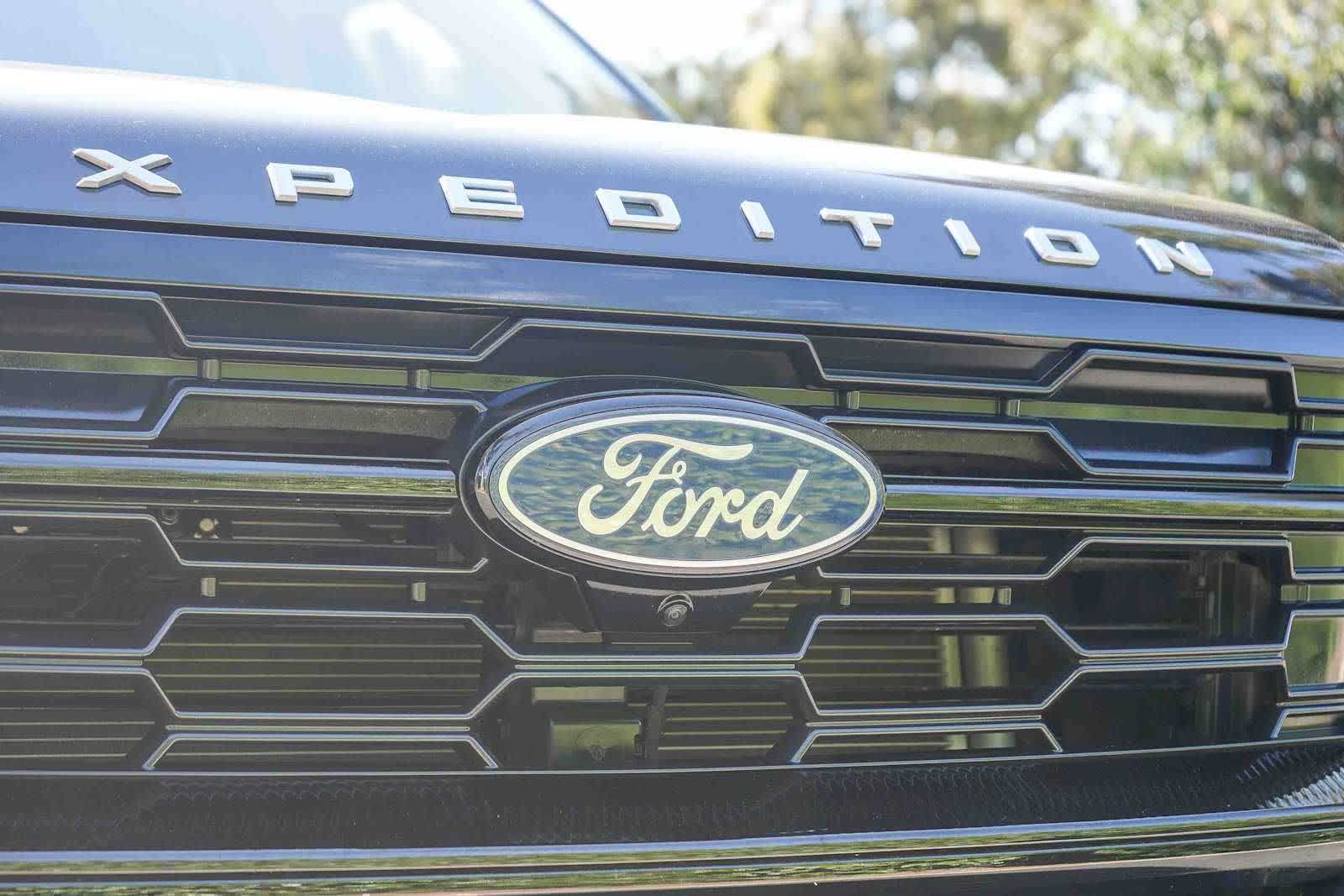 Thumbnail: 2025 Ford Expedition MAX - 10