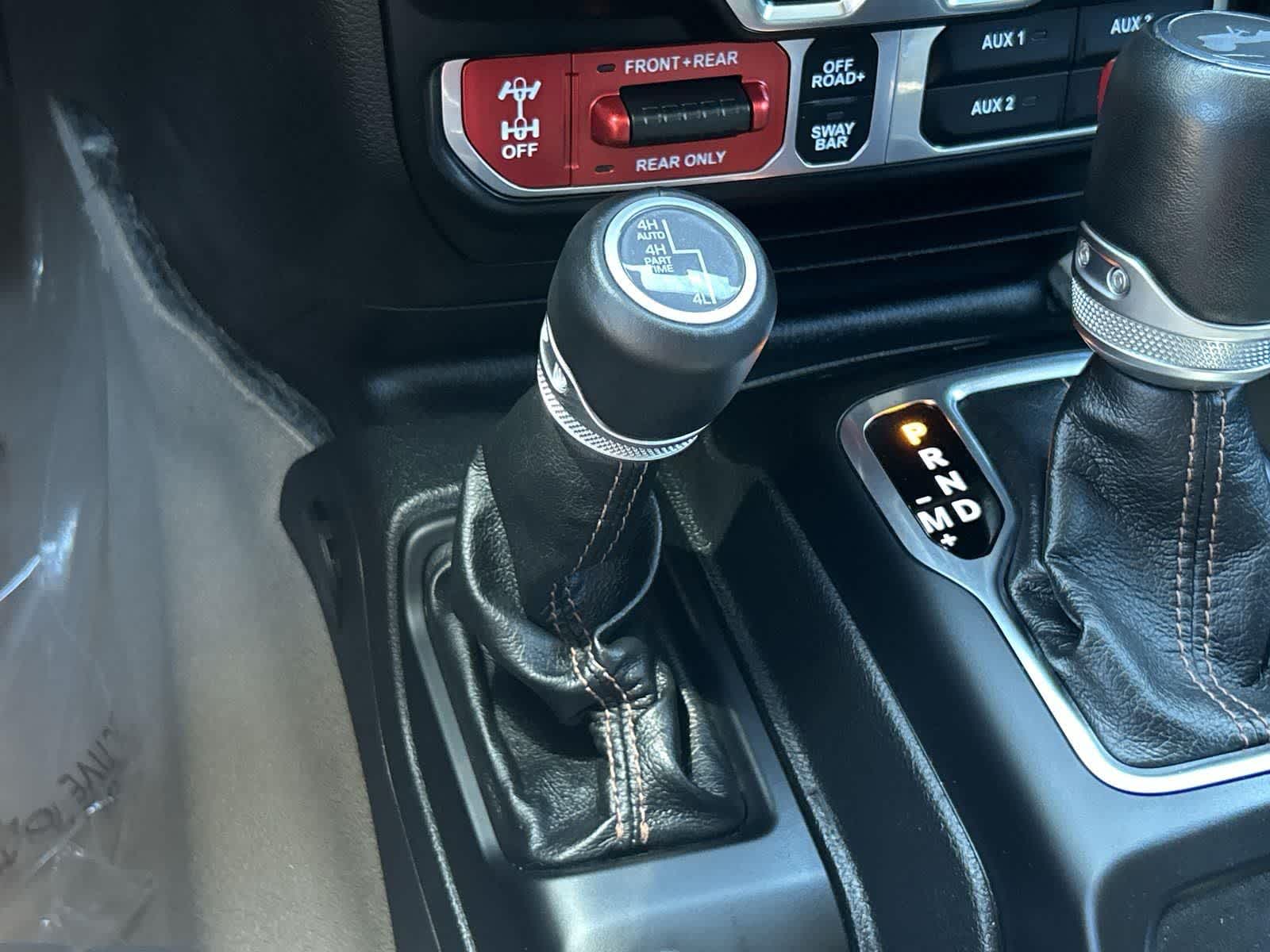 Thumbnail: 2022 Jeep Wrangler - 17