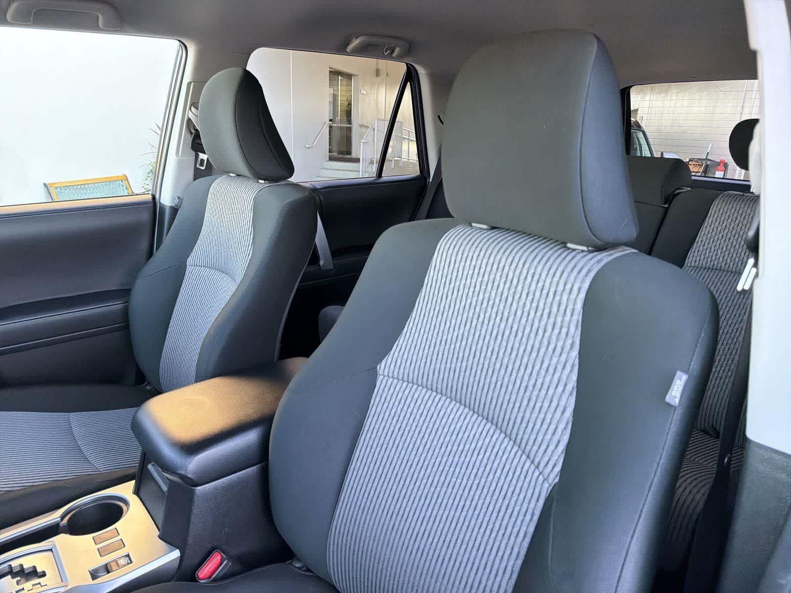 Thumbnail: 2022 Toyota 4Runner - 25