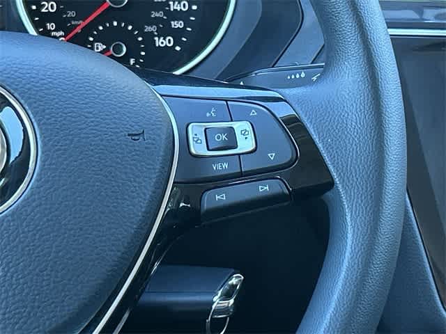 Thumbnail: 2021 Volkswagen Tiguan - 13