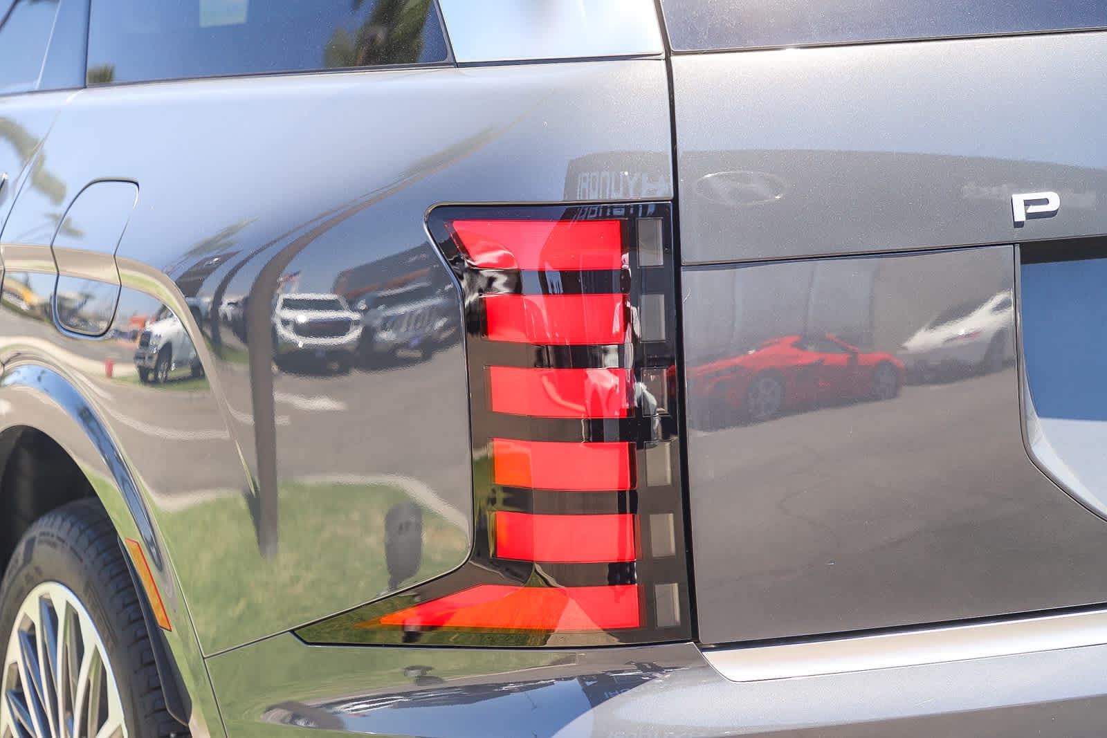 2026 Hyundai Palisade Calligraphy - Photo 9