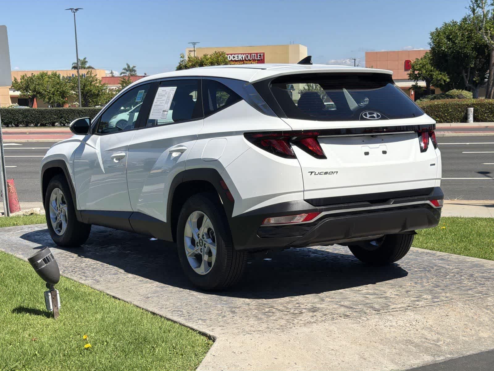 Thumbnail: 2023 Hyundai Tucson - 4