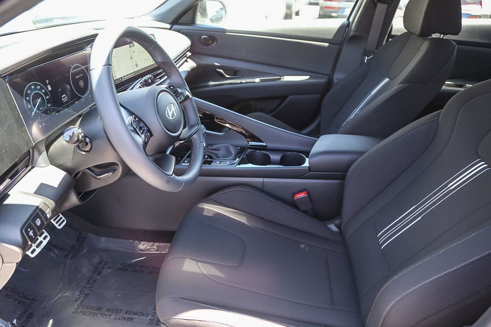 Thumbnail: 2026 Hyundai Elantra - 17