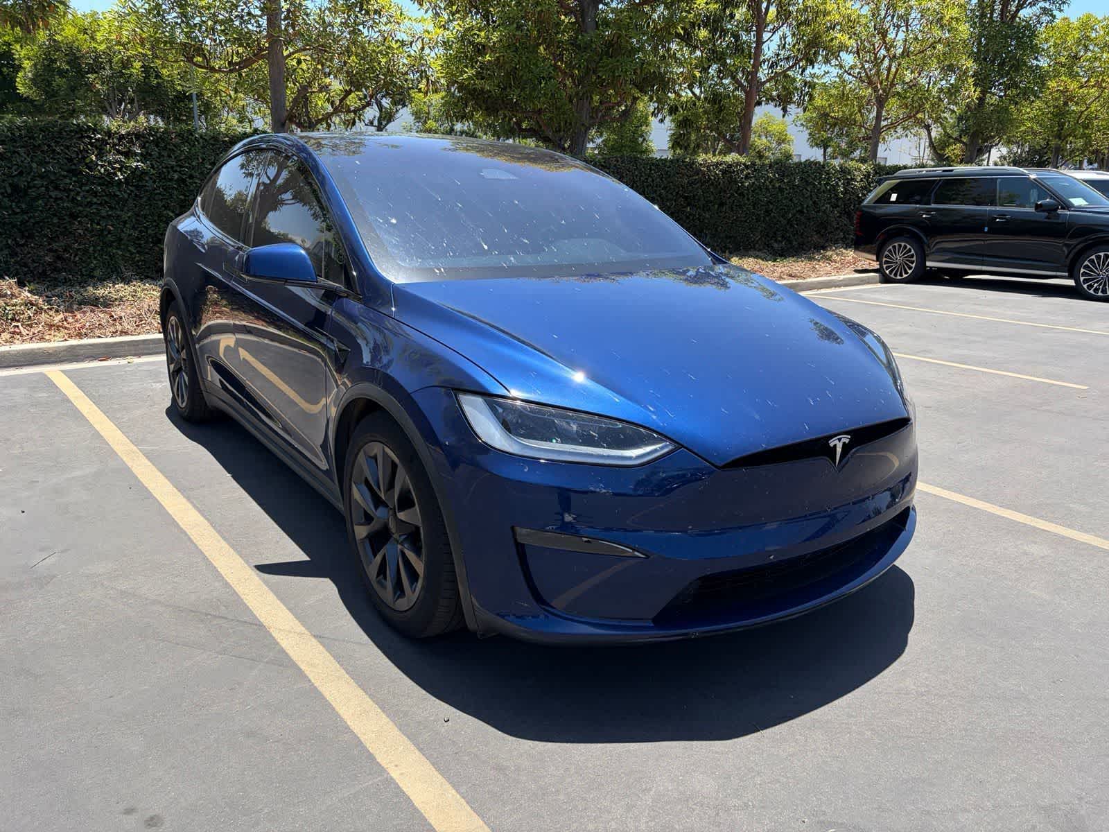 2023 Tesla Model X Long Range's photo