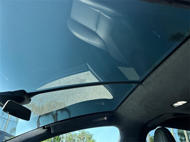 Thumbnail: 2020 Tesla Model X - 11