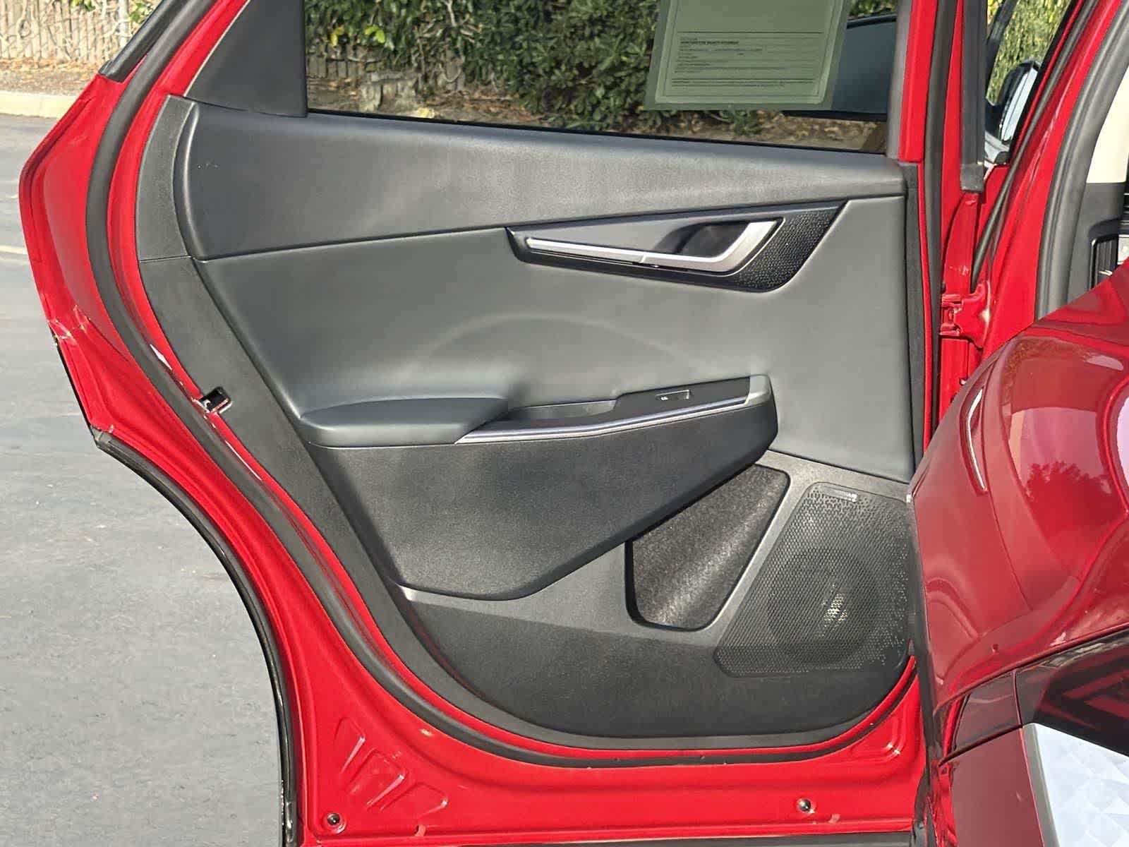 Thumbnail: 2023 Kia EV6 - 27