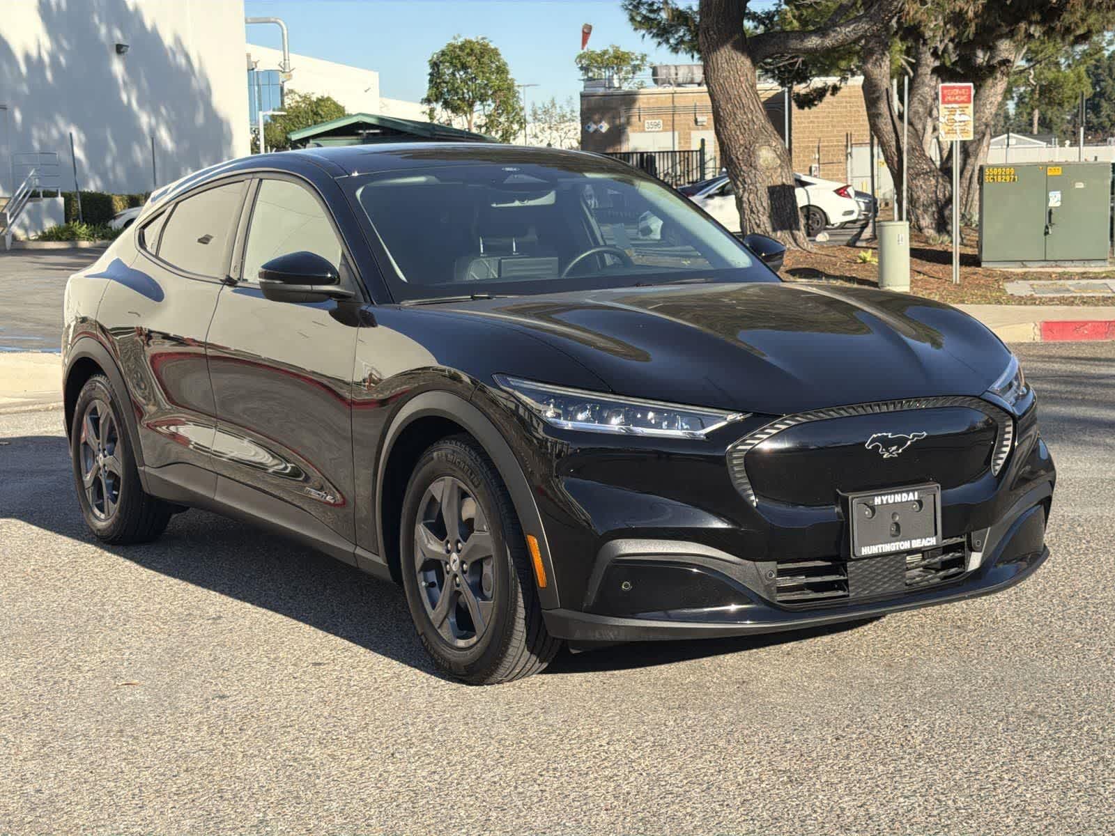 Thumbnail: 2022 Ford Mustang Mach-E - 8