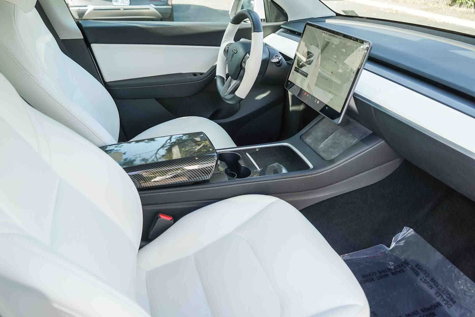 Thumbnail: 2021 Tesla Model Y - 16