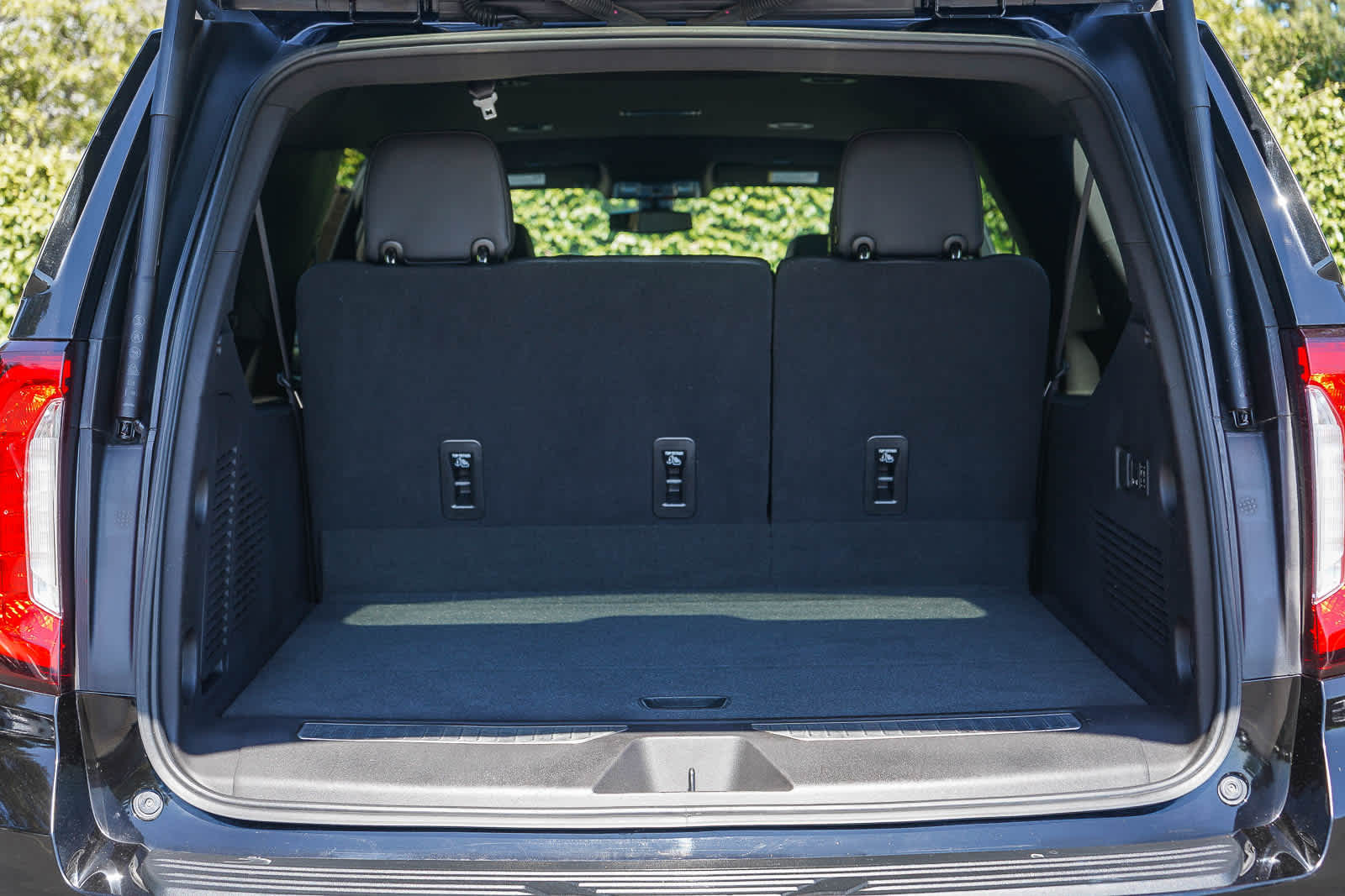 Thumbnail: 2021 GMC Yukon - 27