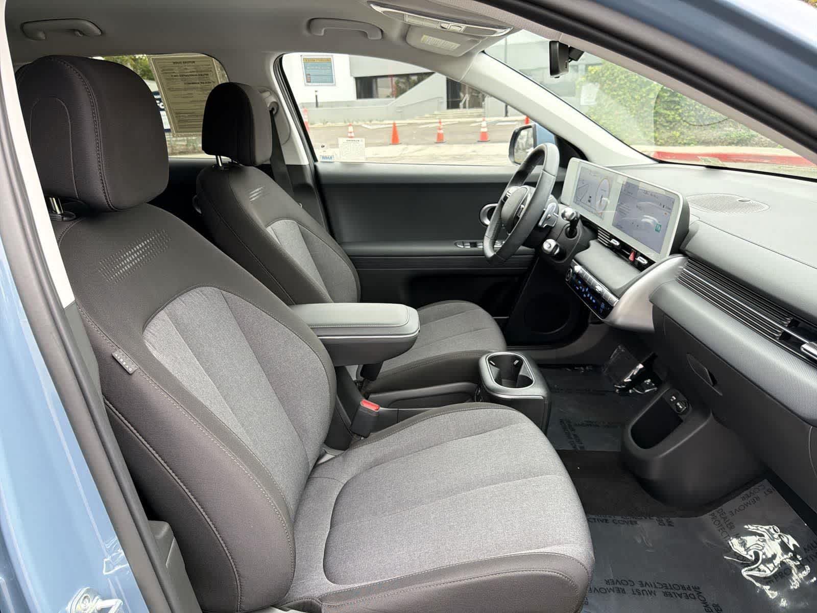 Thumbnail: 2024 Hyundai Ioniq 5 - 32