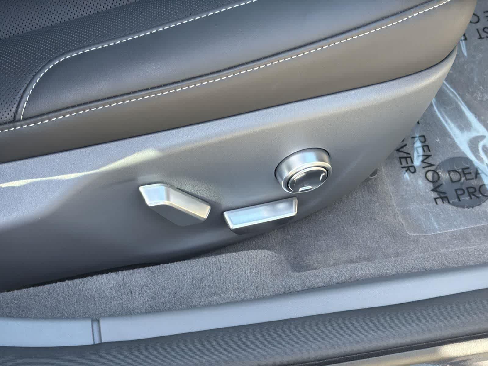 Thumbnail: 2024 Lucid Air - 34