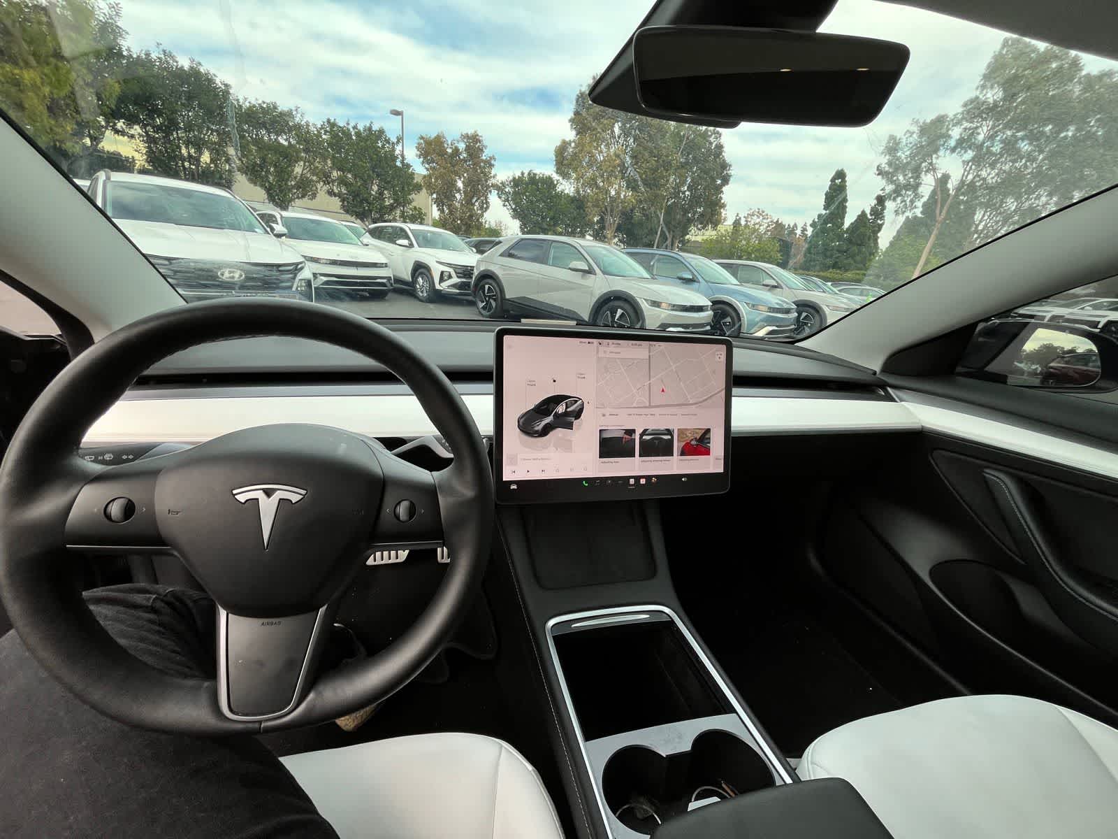 Thumbnail: 2022 Tesla Model 3 - 7