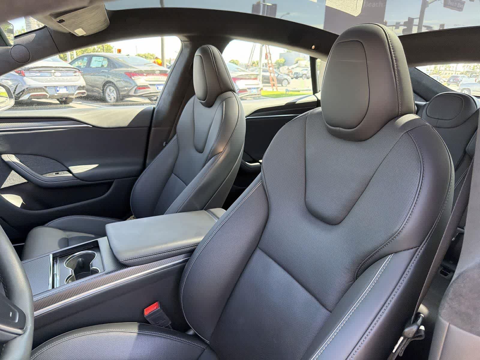 Thumbnail: 2023 Tesla Model S - 26