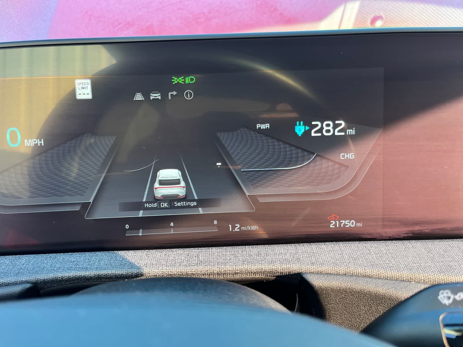 Thumbnail: 2023 Kia EV6 - 8