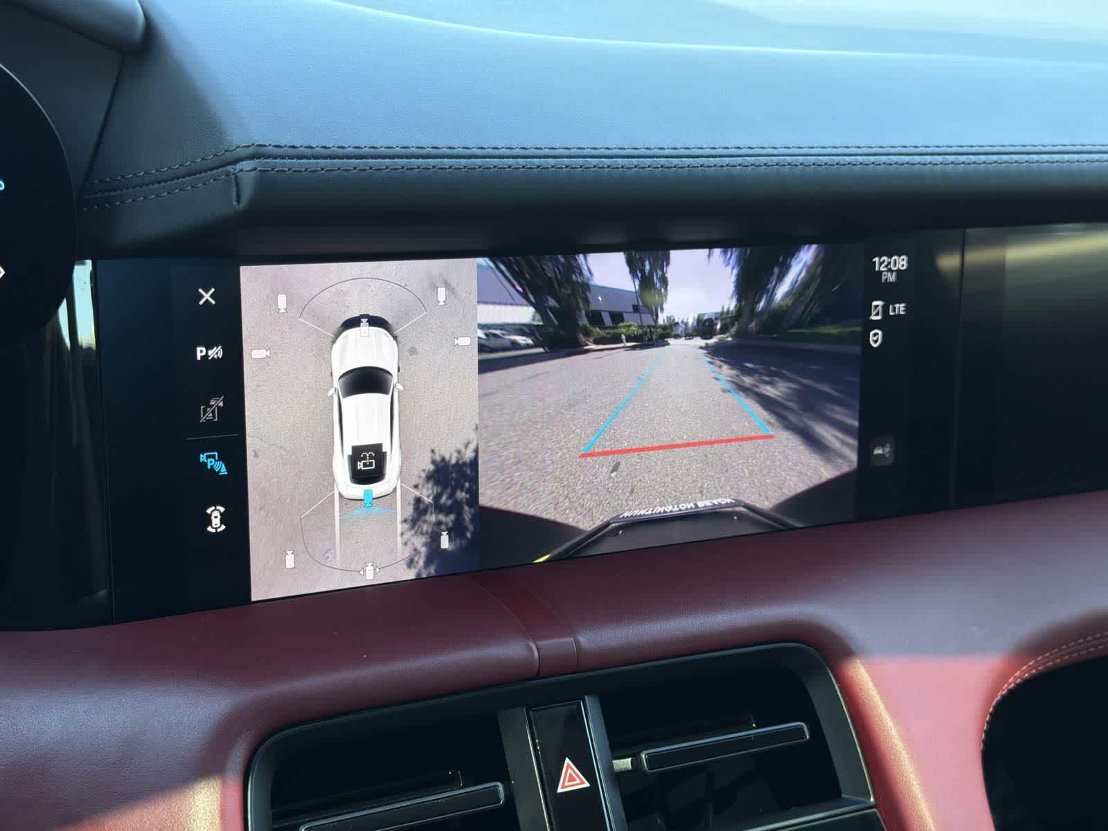 Thumbnail: 2022 Porsche Taycan - 18