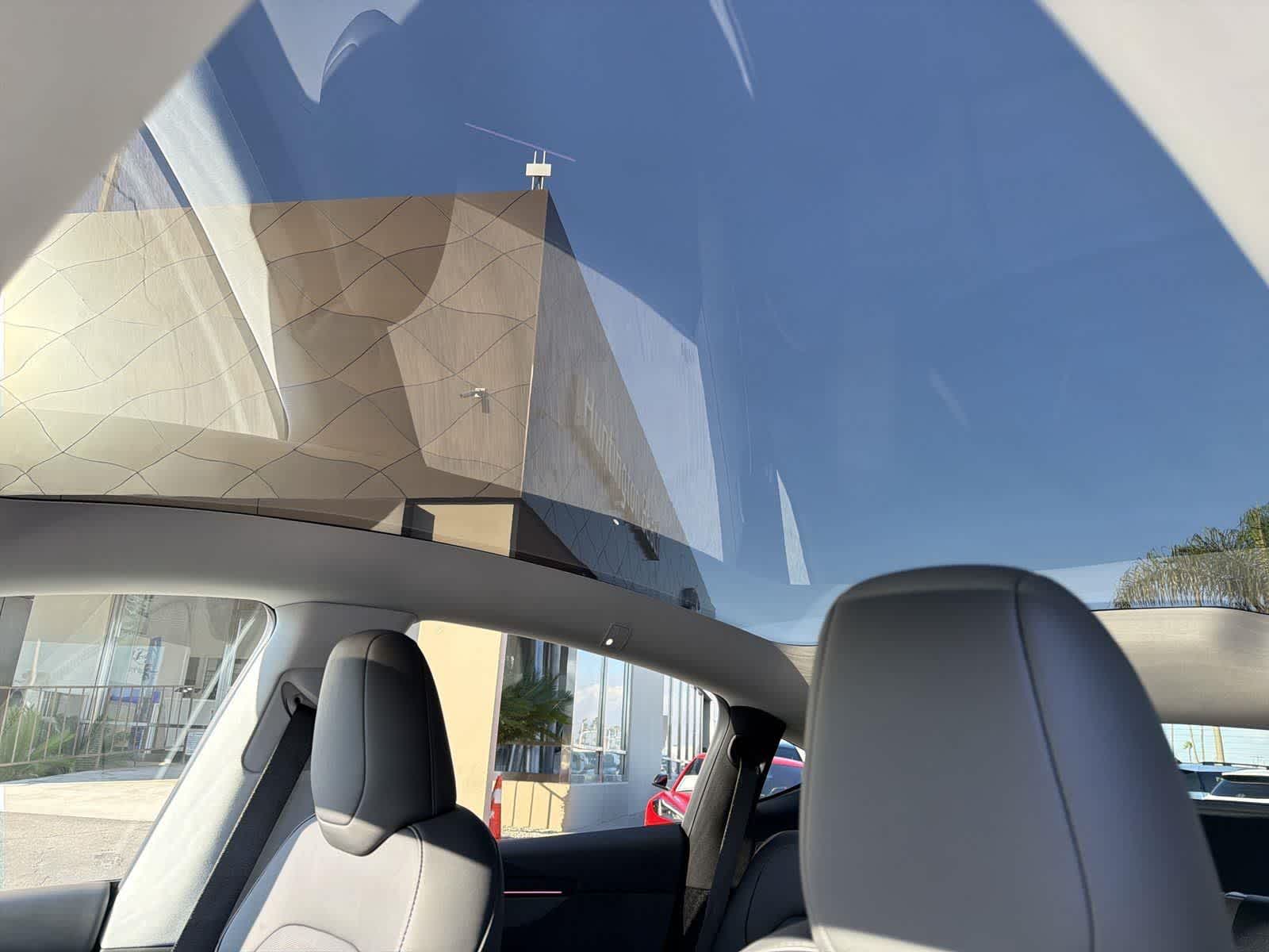 Thumbnail: 2026 Tesla Model Y - 10