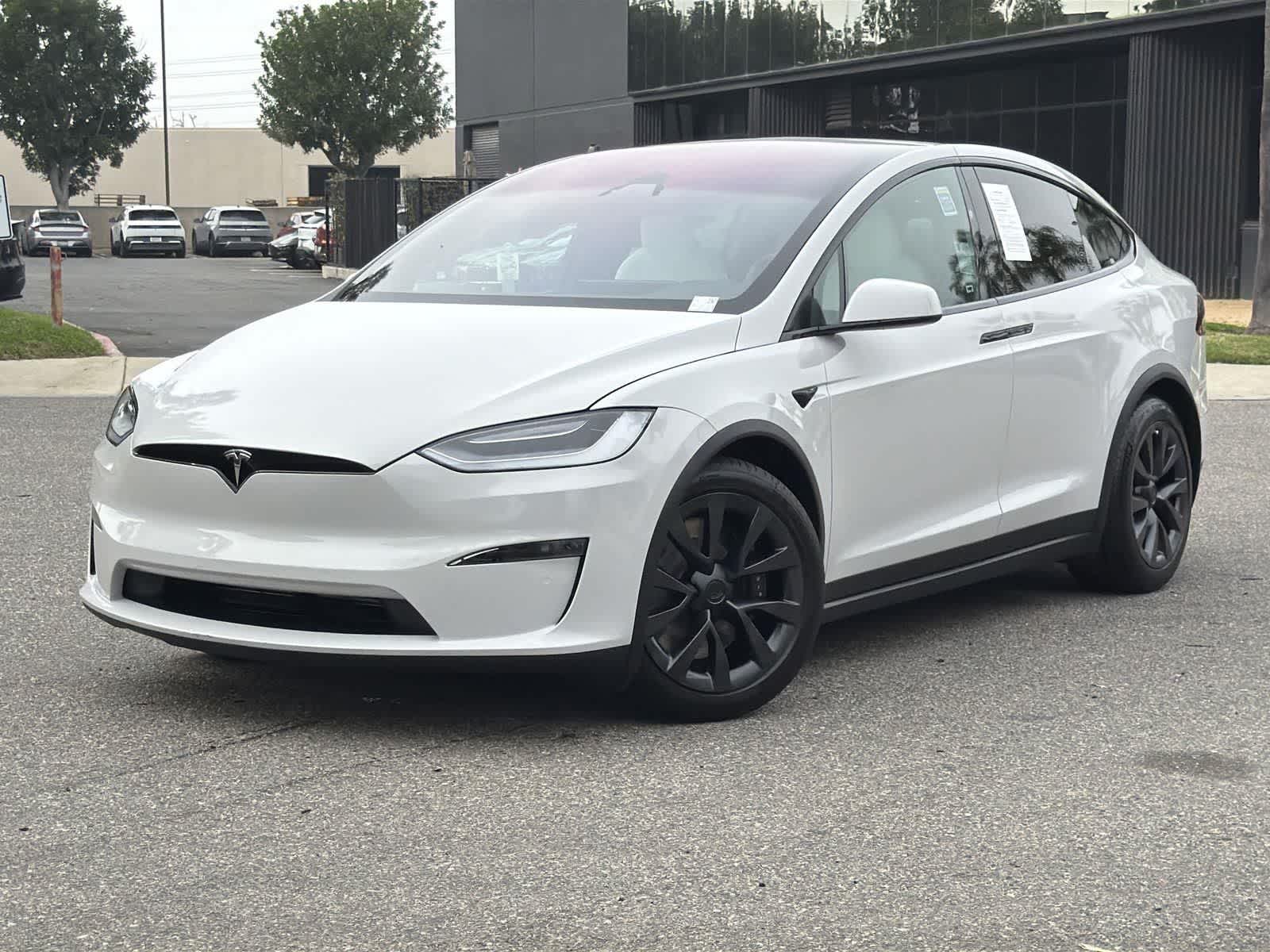 Thumbnail: 2022 Tesla Model X - 1