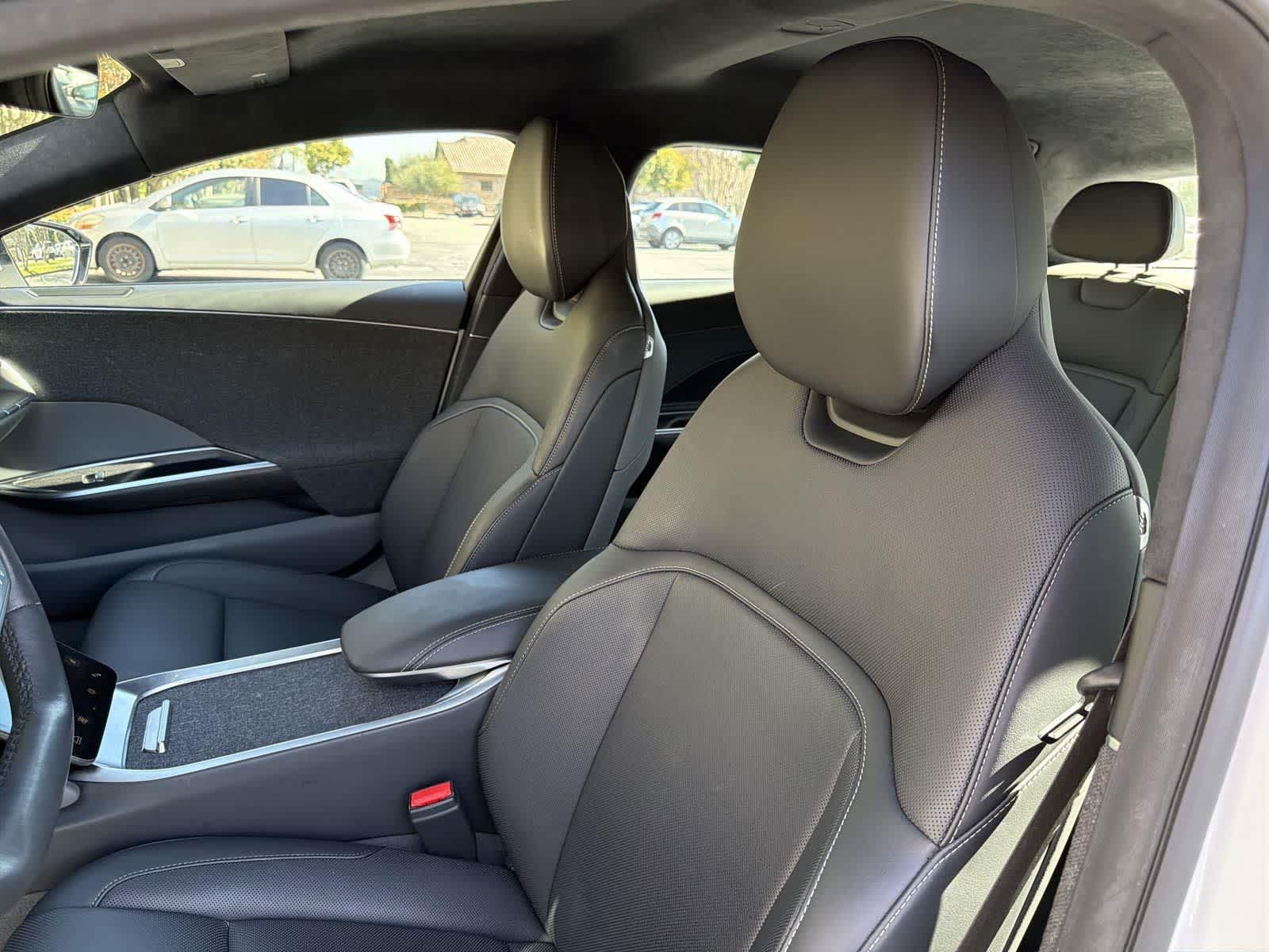 Thumbnail: 2023 Lucid Air - 25