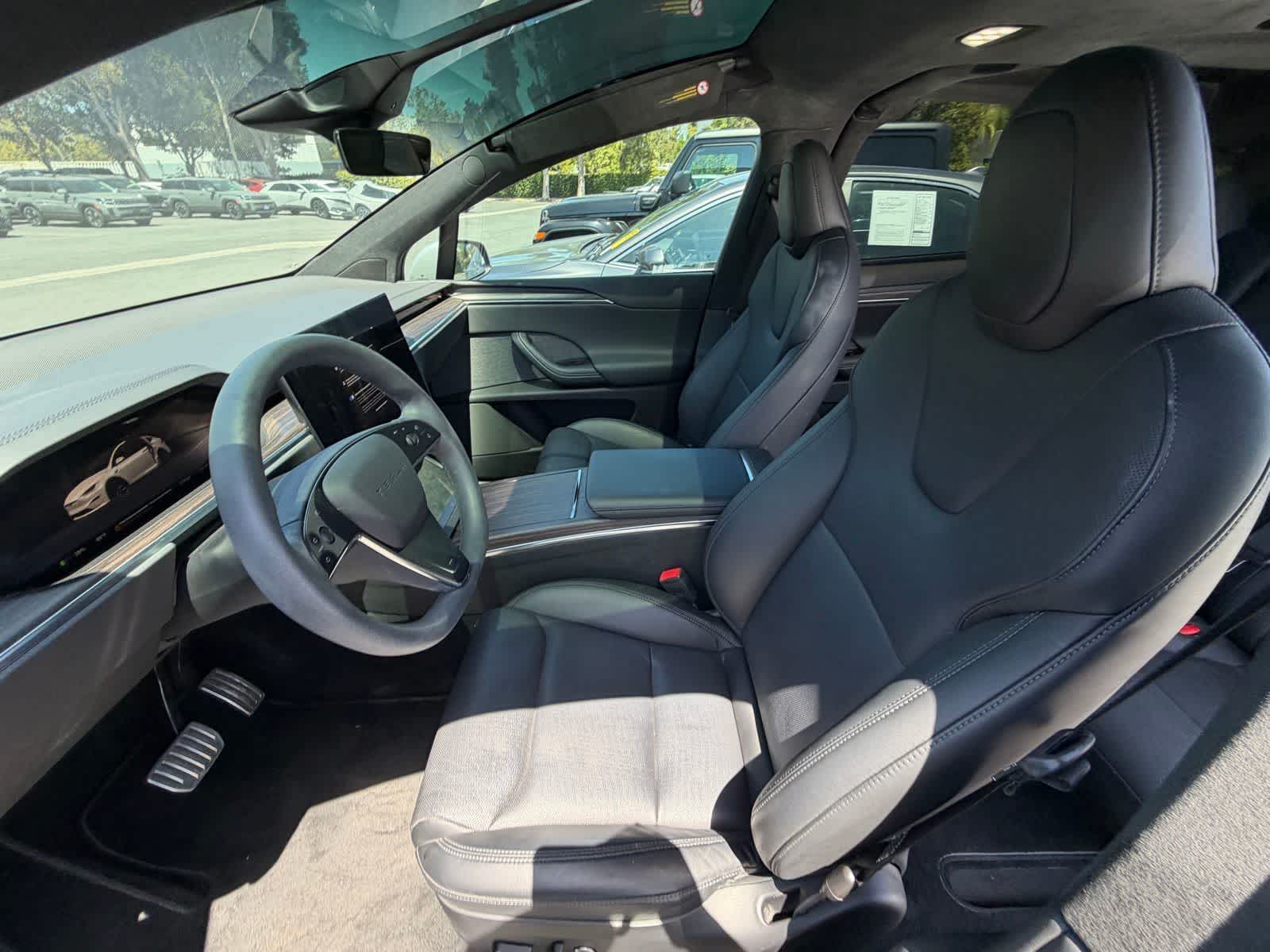Thumbnail: 2023 Tesla Model X - 6