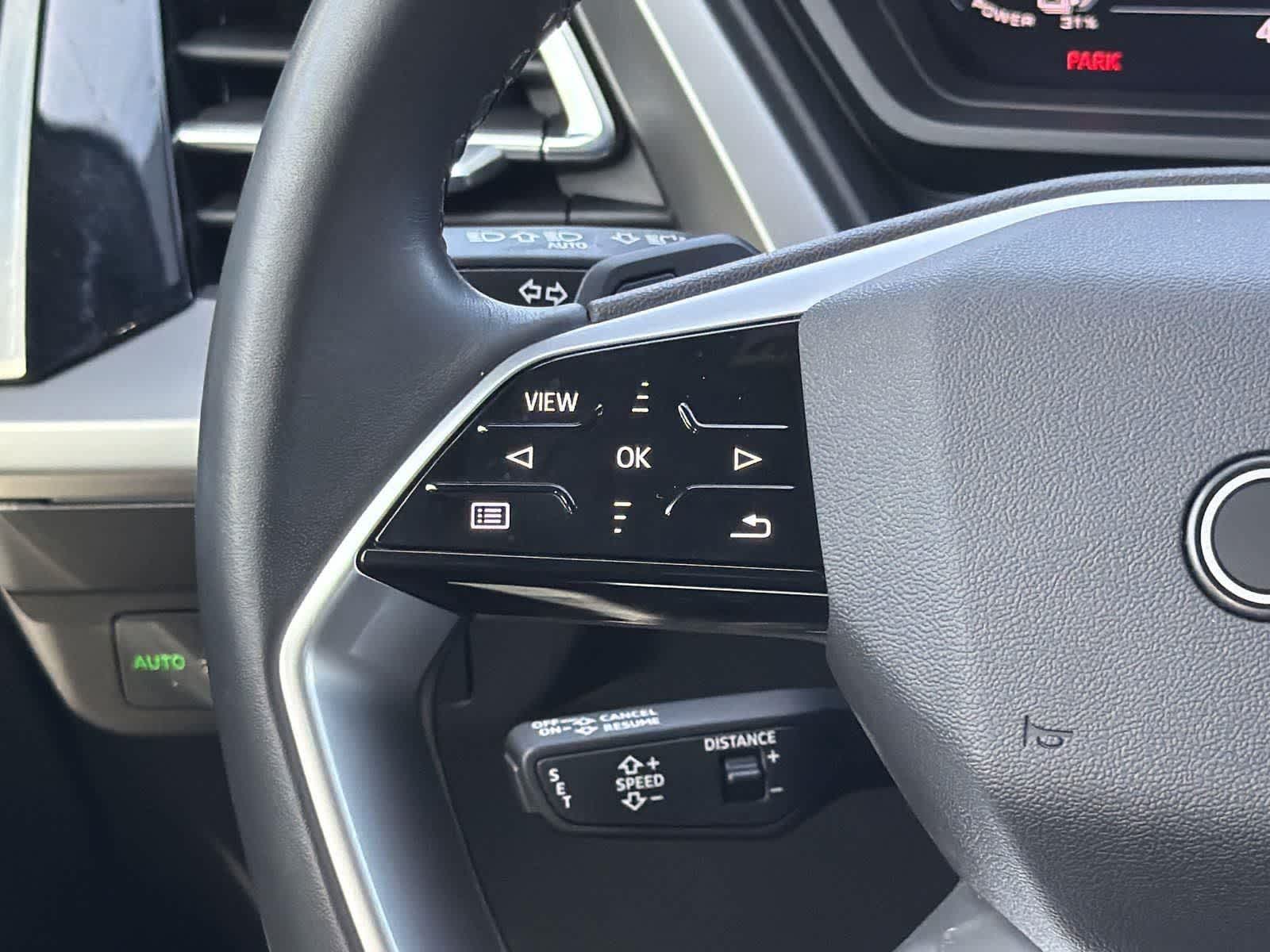 Thumbnail: 2023 Audi Q4 e-tron - 13