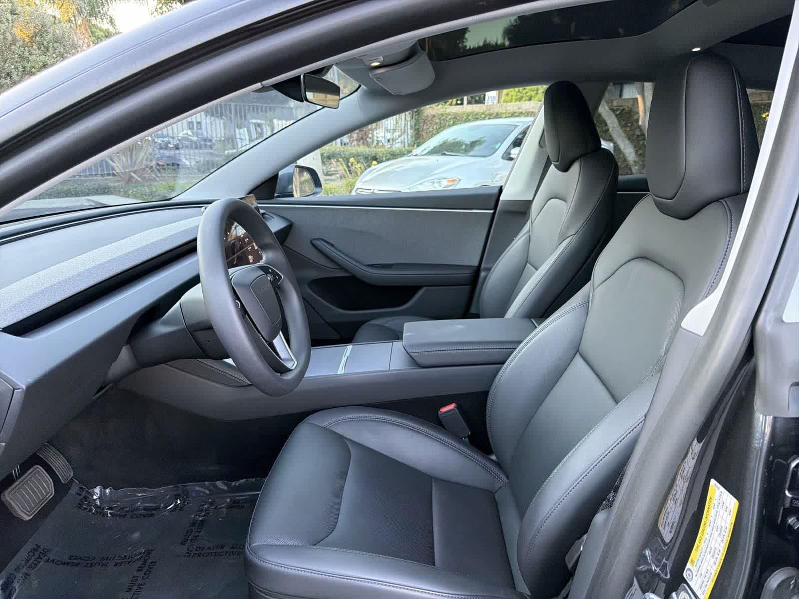 Thumbnail: 2025 Tesla Model 3 - 25