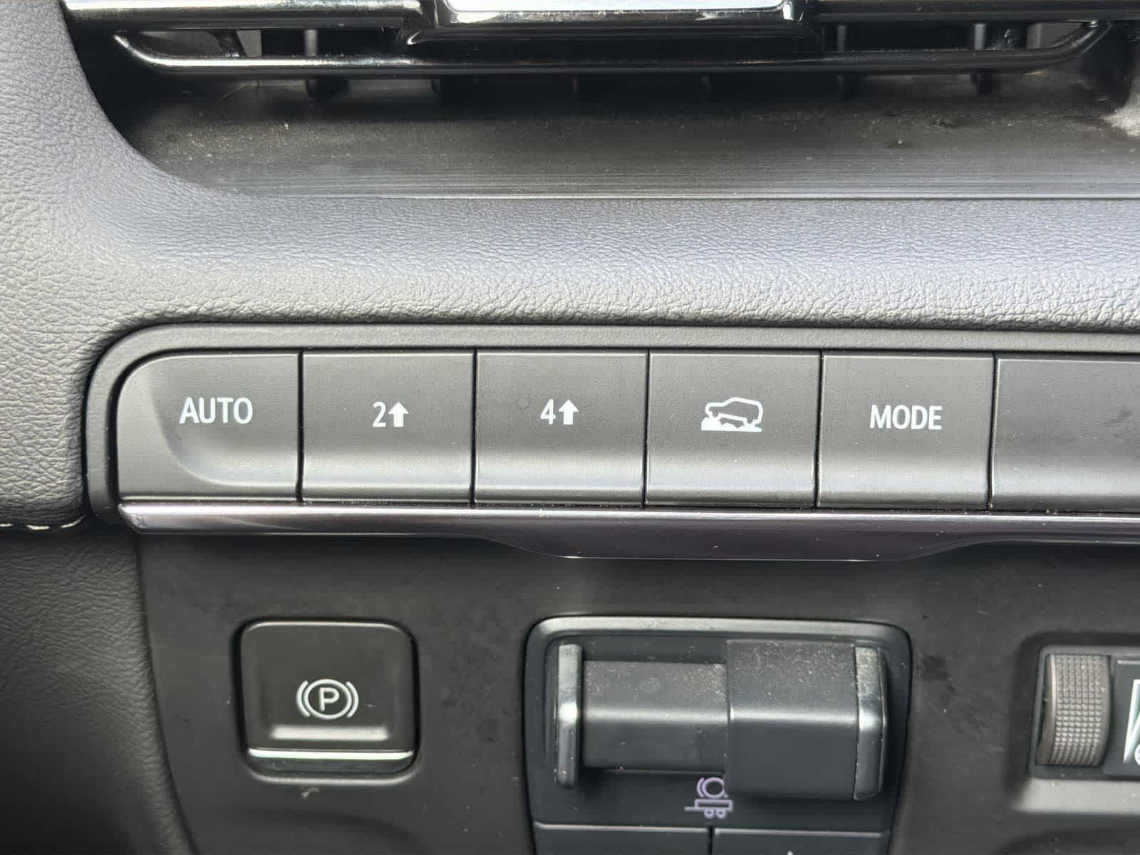 Thumbnail: 2023 Cadillac Escalade - 21