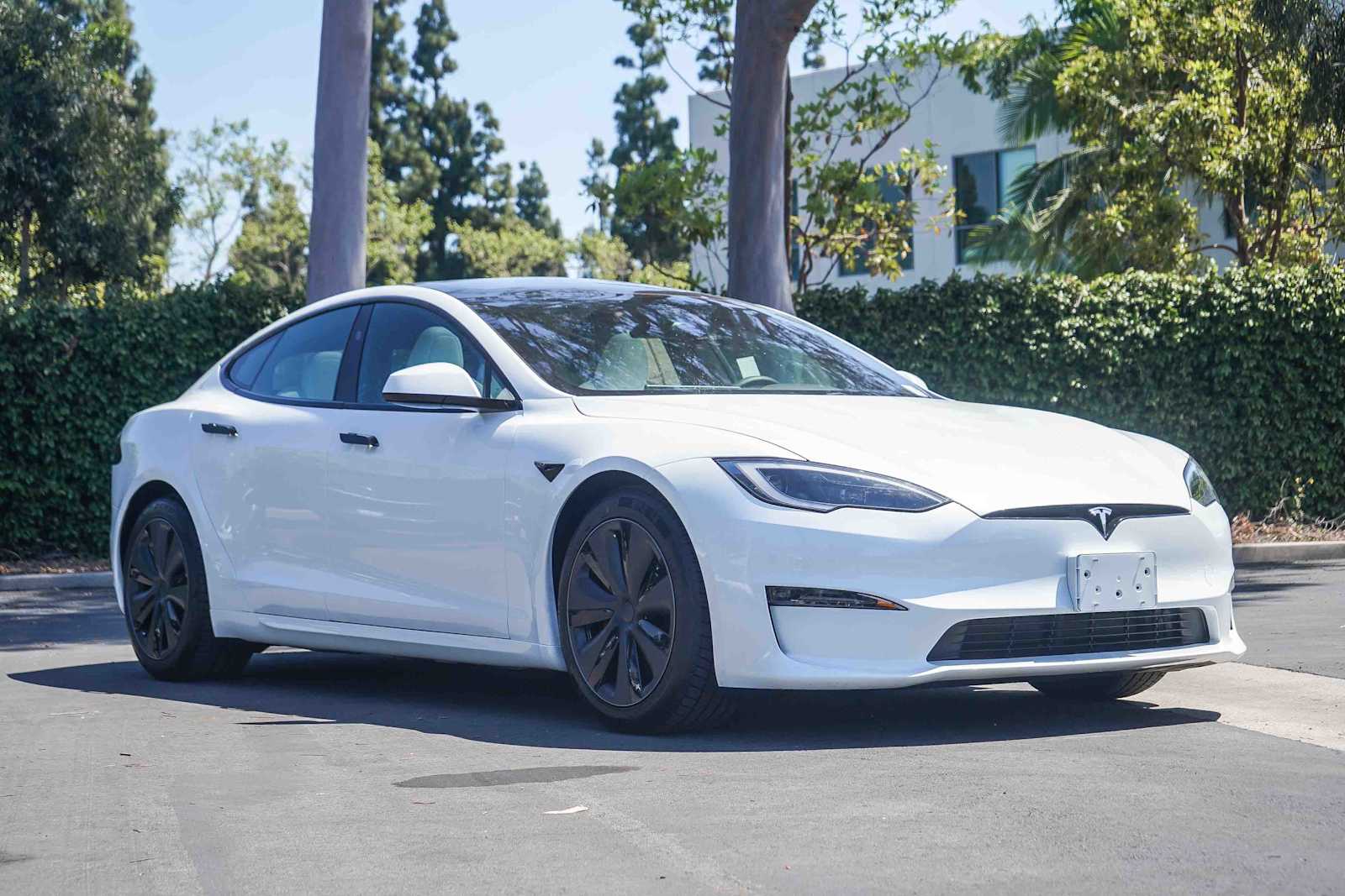 Thumbnail: 2023 Tesla Model S - 3