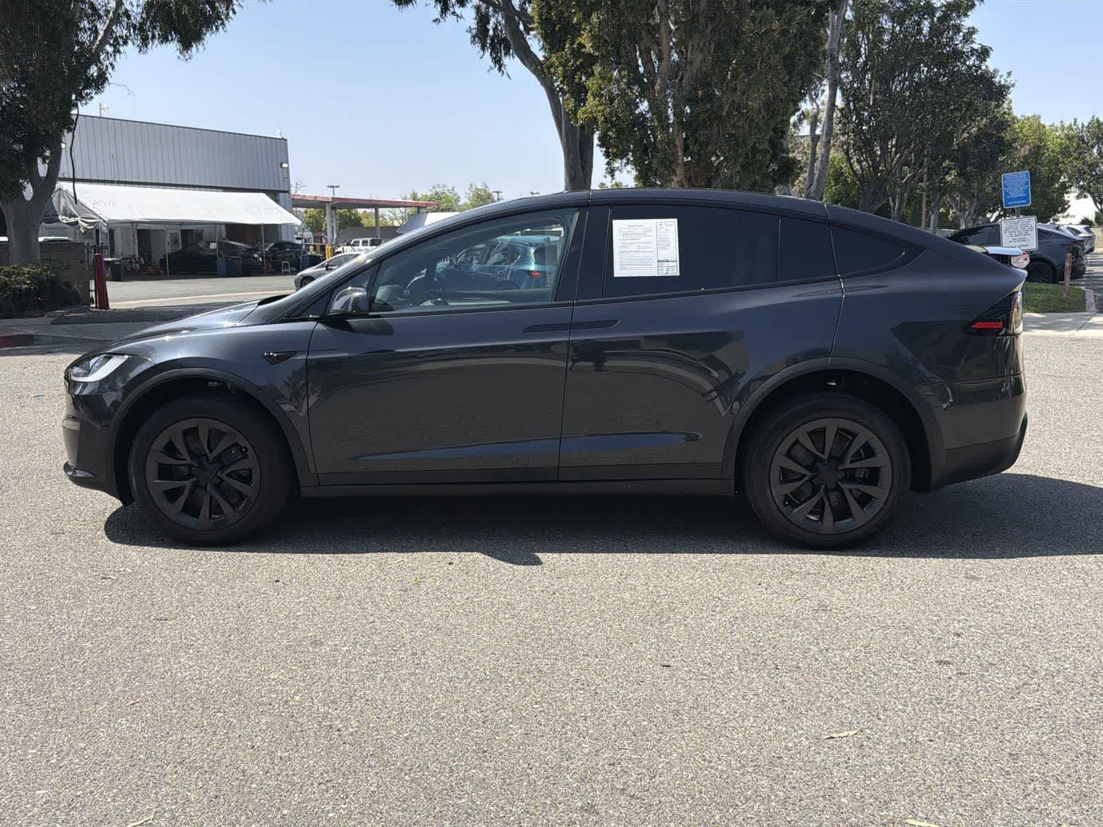 Thumbnail: 2024 Tesla Model X - 3