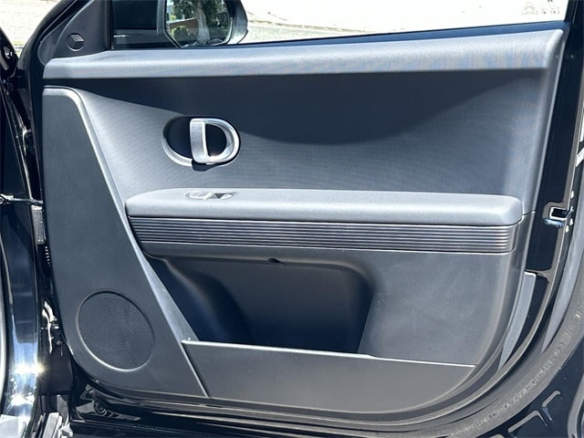 Thumbnail: 2024 Hyundai Ioniq 5 - 31