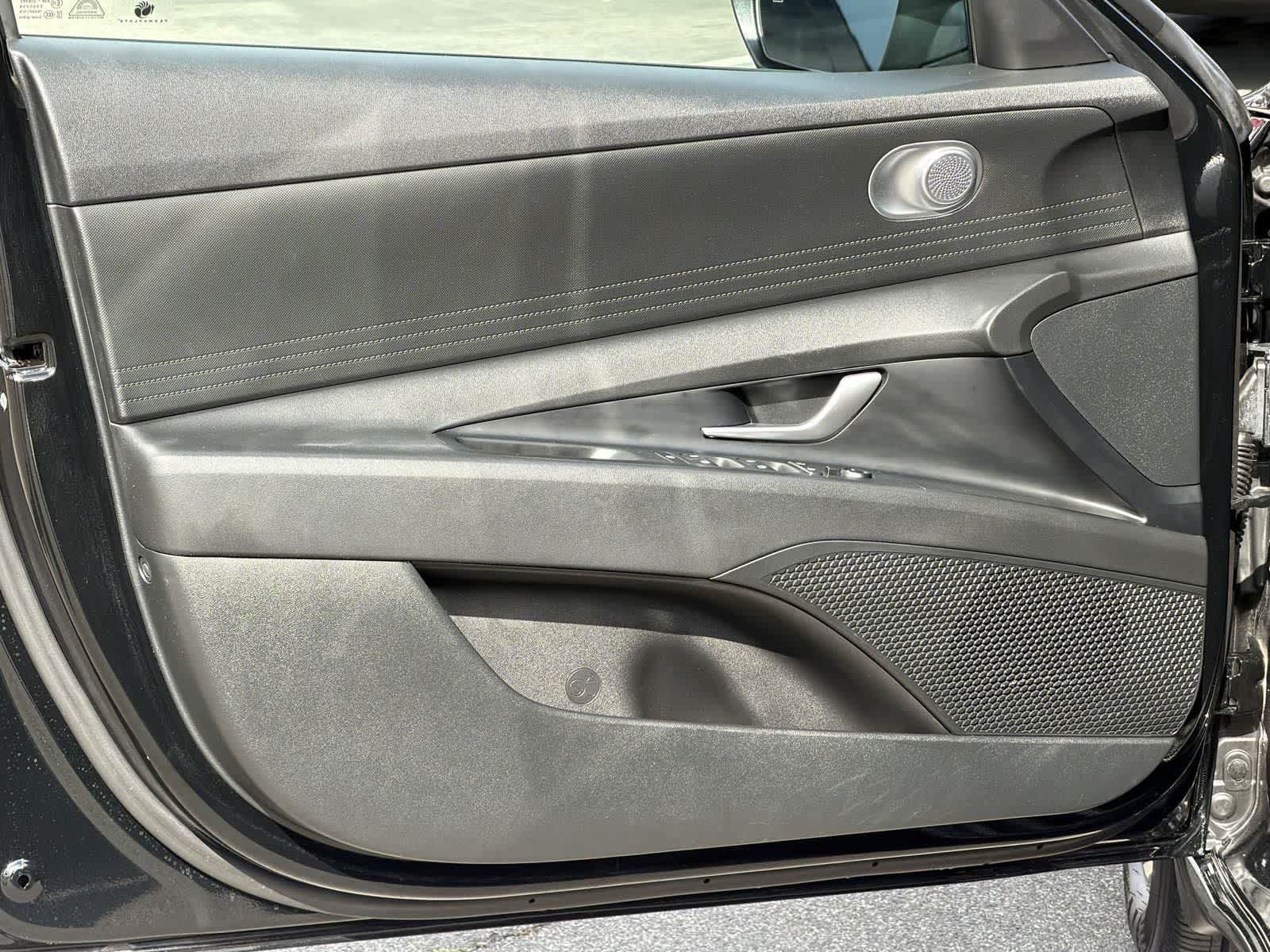 Thumbnail: 2023 Hyundai Elantra - 21